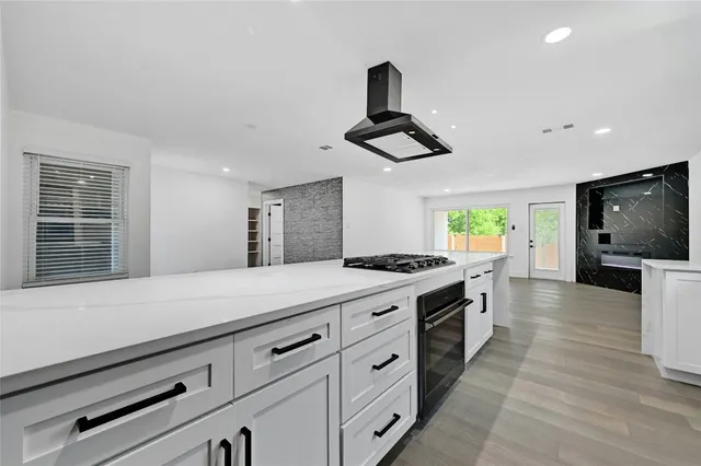 $654,900 | 3600 Alexandria Drive, Austin, TX 78749