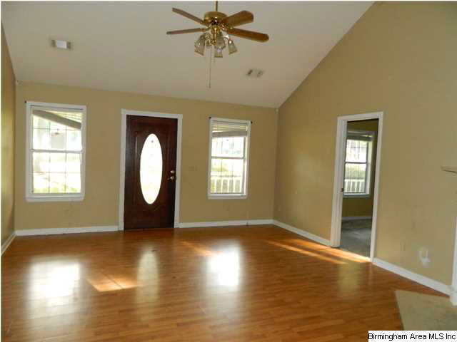 15469 Stonehedge Cliffs Road Northport, AL 35475 - Photo 2 of 13