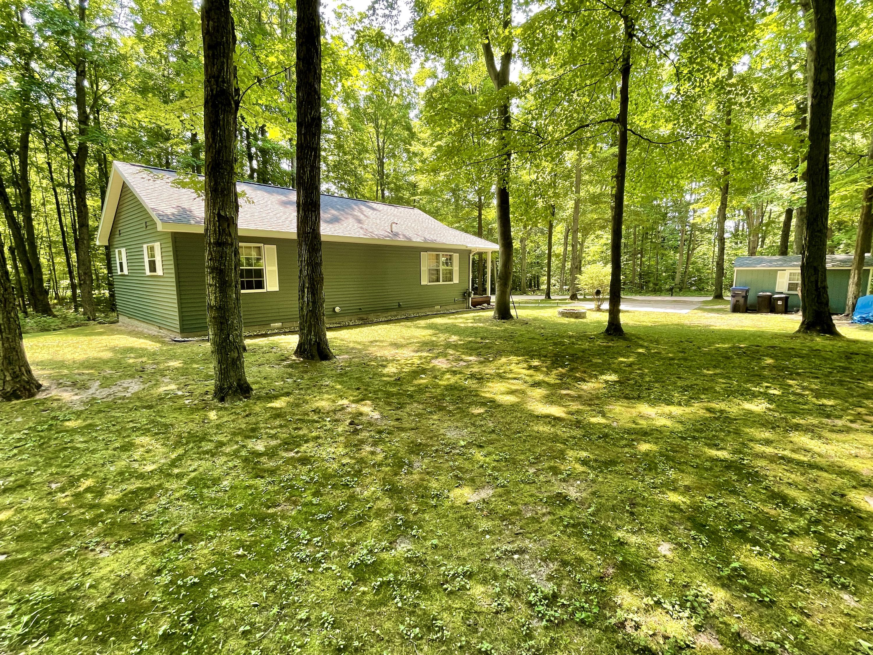 2546 35 1/2 Road Cadillac, MI 49601 - Photo 6 of 42 Greg Bosscher (7)
