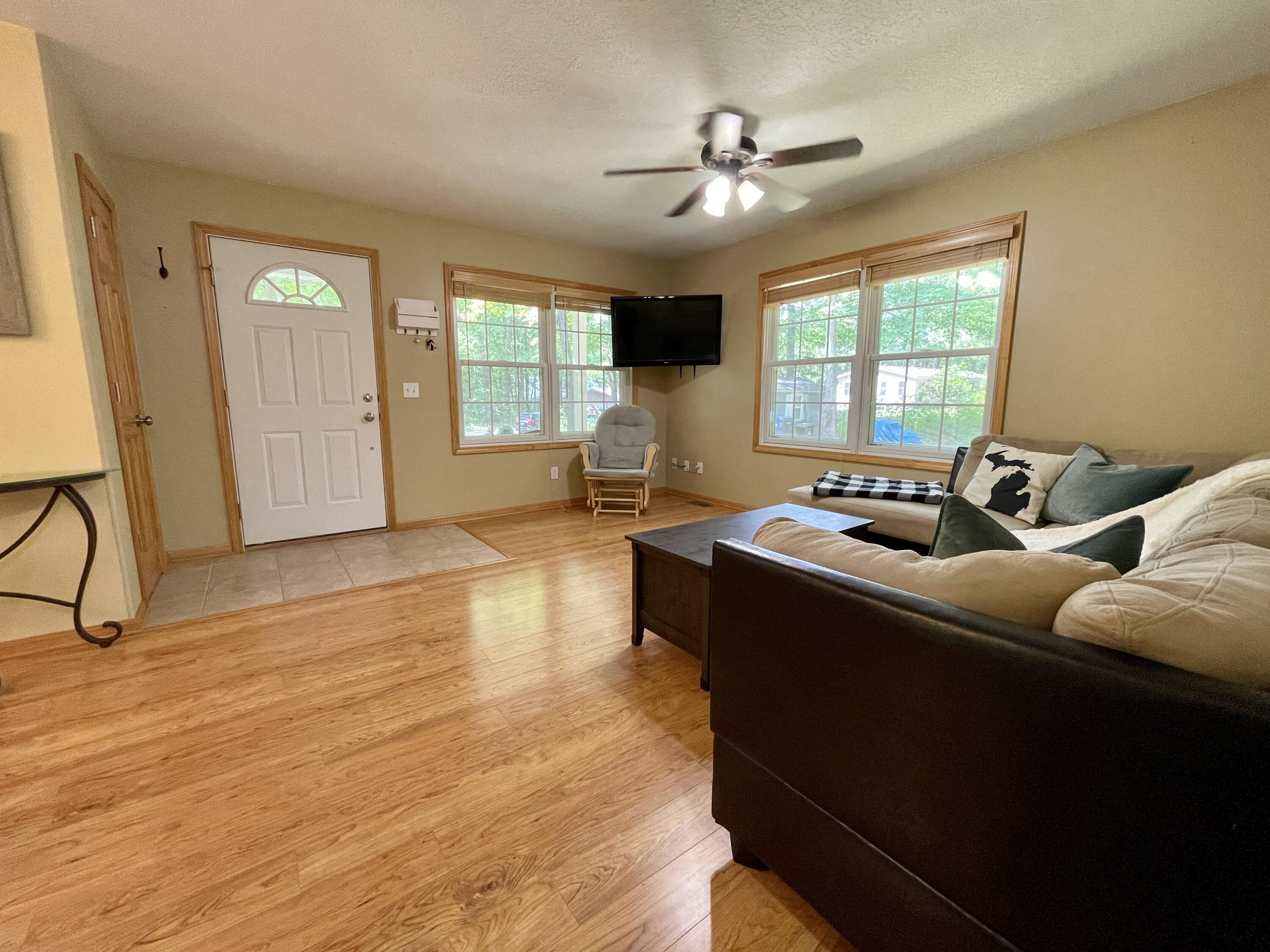 2546 35 1/2 Road Cadillac, MI 49601 - Photo 10 of 42 Greg Bosscher (15)