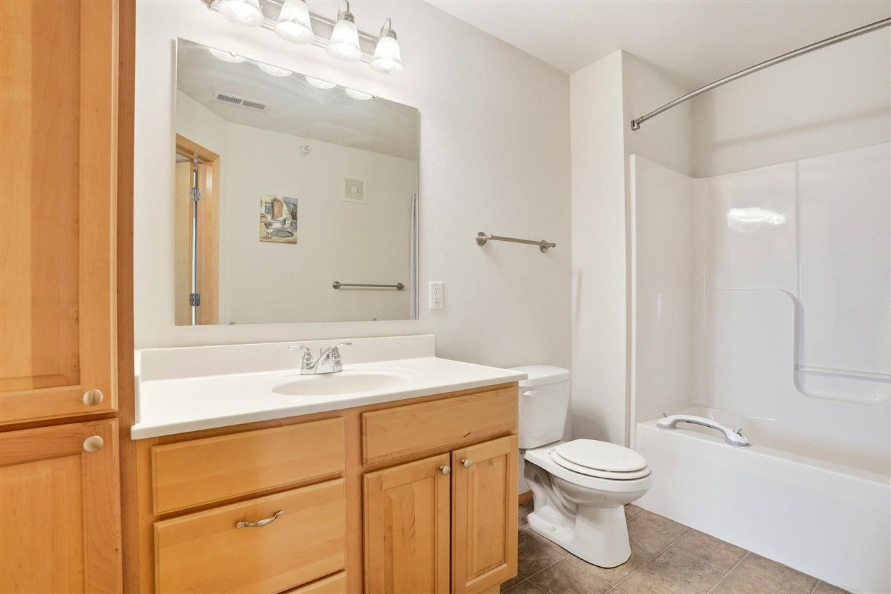 1092 Walnut Avenue, Unit 114 BLD D Riverside, IA 52327 - Photo 14 of 24 Gallery Image 14