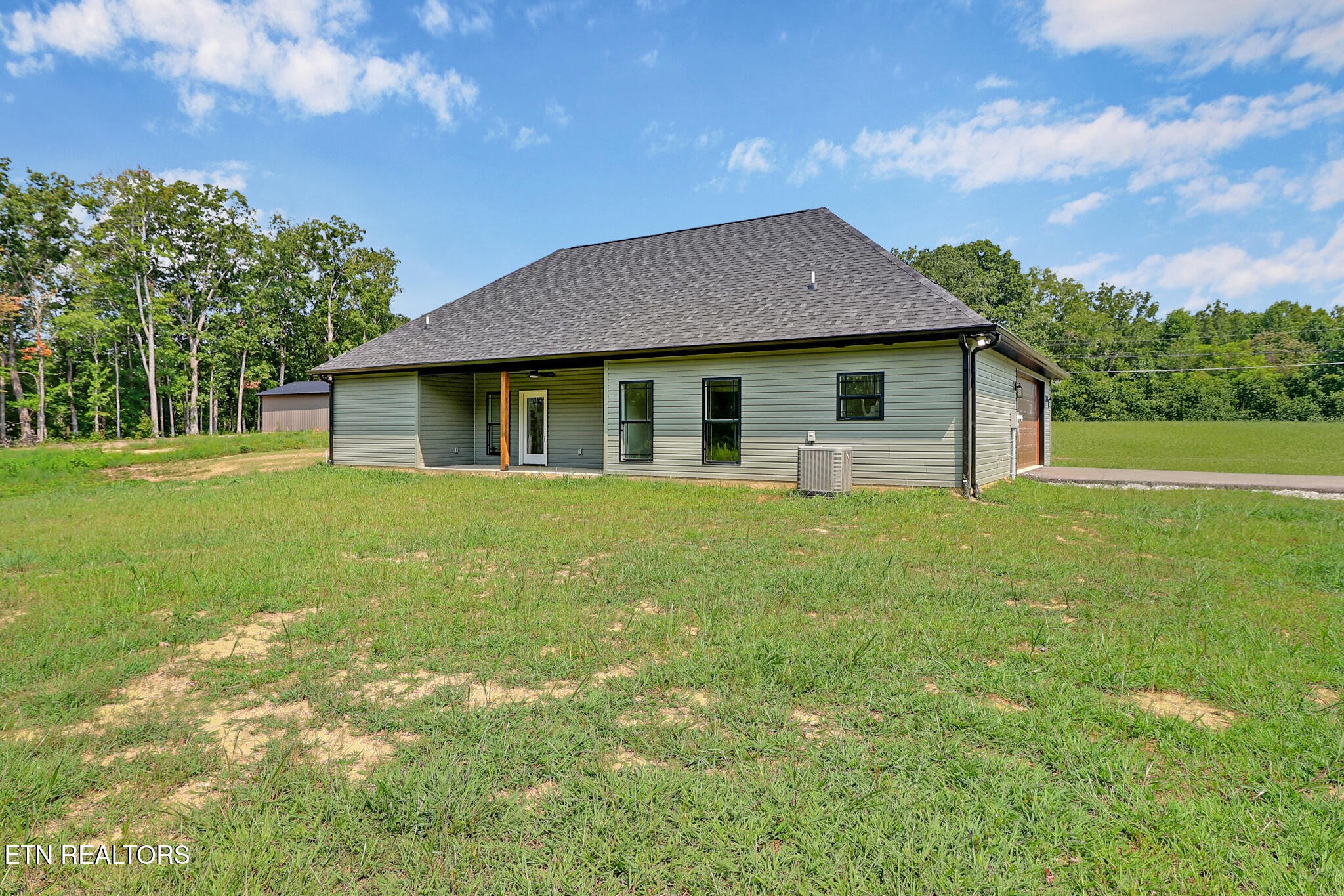 1458 Taylor Place Road Jamestown, TN 38556 - Photo 34 of 35 Gallery Image 34