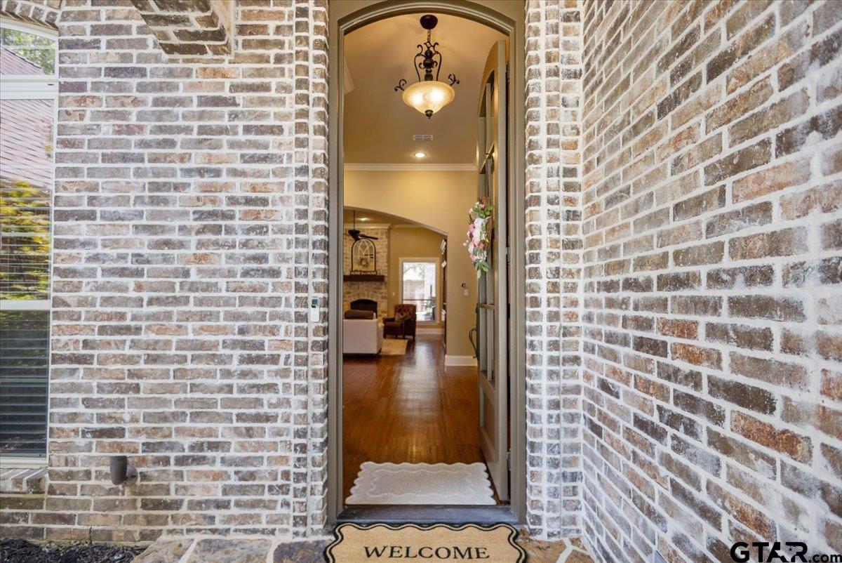 6567 Wheaton Court Tyler, TX 75703 - Photo 3 of 35