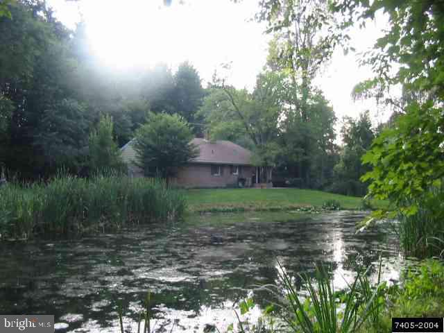5228 Chestnut Grove Road Spring Grove, PA 17362 - Photo 1 of 9 Gallery Image 1