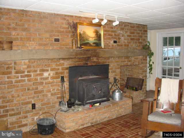 5228 Chestnut Grove Road Spring Grove, PA 17362 - Photo 8 of 9 Gallery Image 8