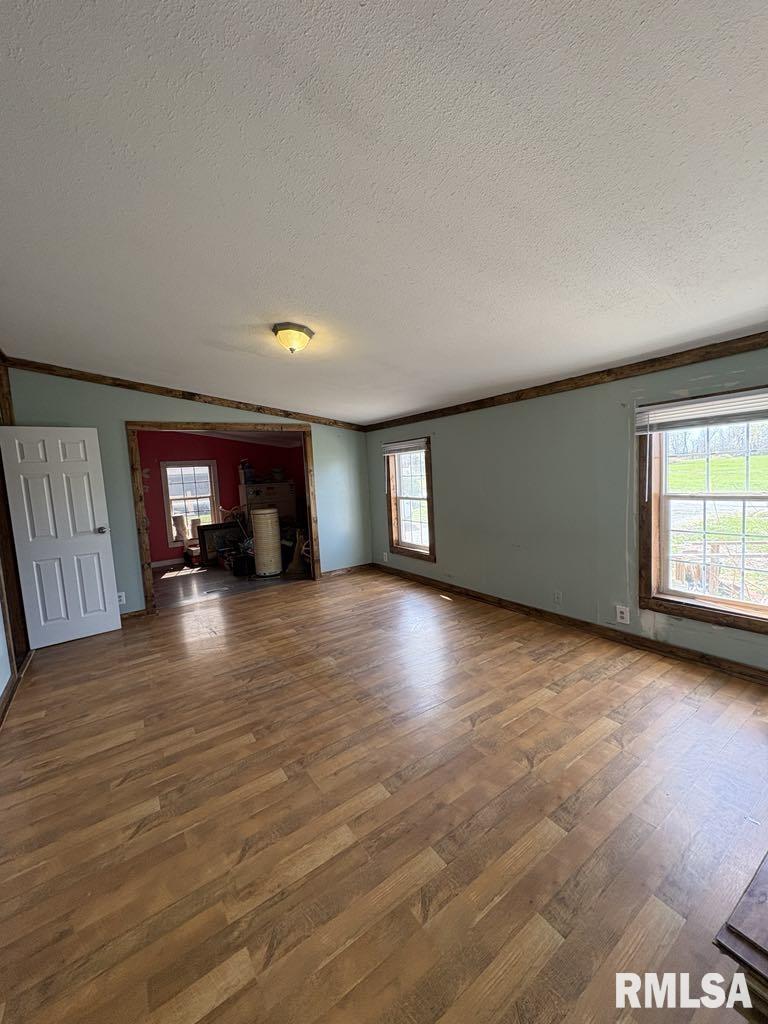 412 North Main Street Ewing, IL 62836 - Photo 6 of 27