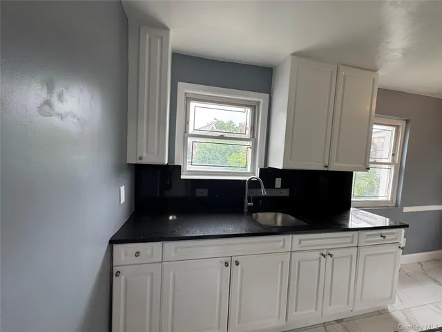 $3,900 | 153-32 77th Avenue | Kew Gardens Hills