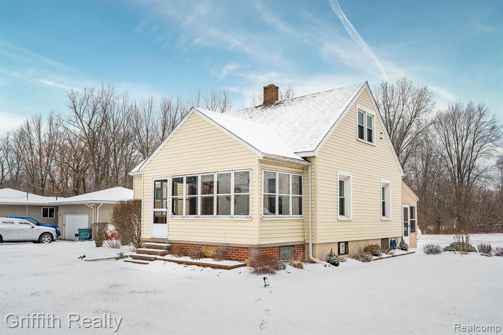 11166 Plank Road Milan, MI 48160 - Photo 2 of 55