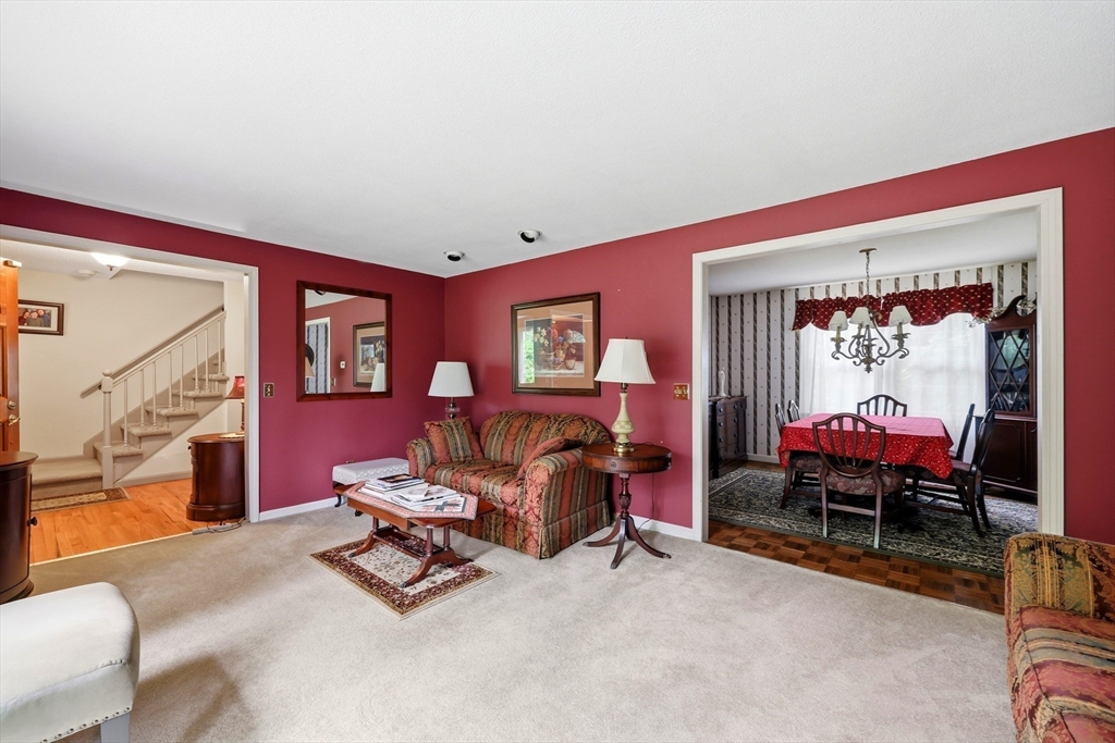 431 Prospect Street East Longmeadow, MA 01028 - Photo 6 of 38