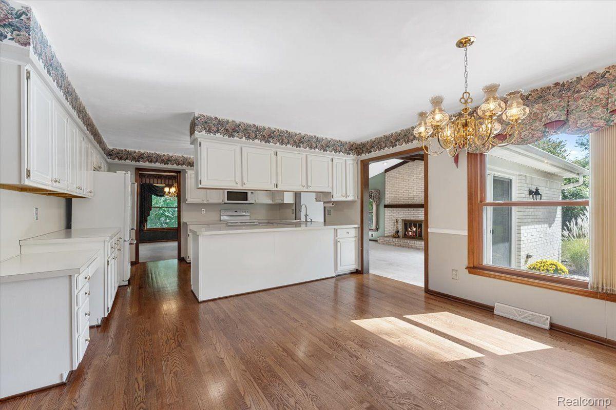 8601 Bridge Road Grosse Ile, MI 48138 - Photo 12 of 62 Gallery Image 12