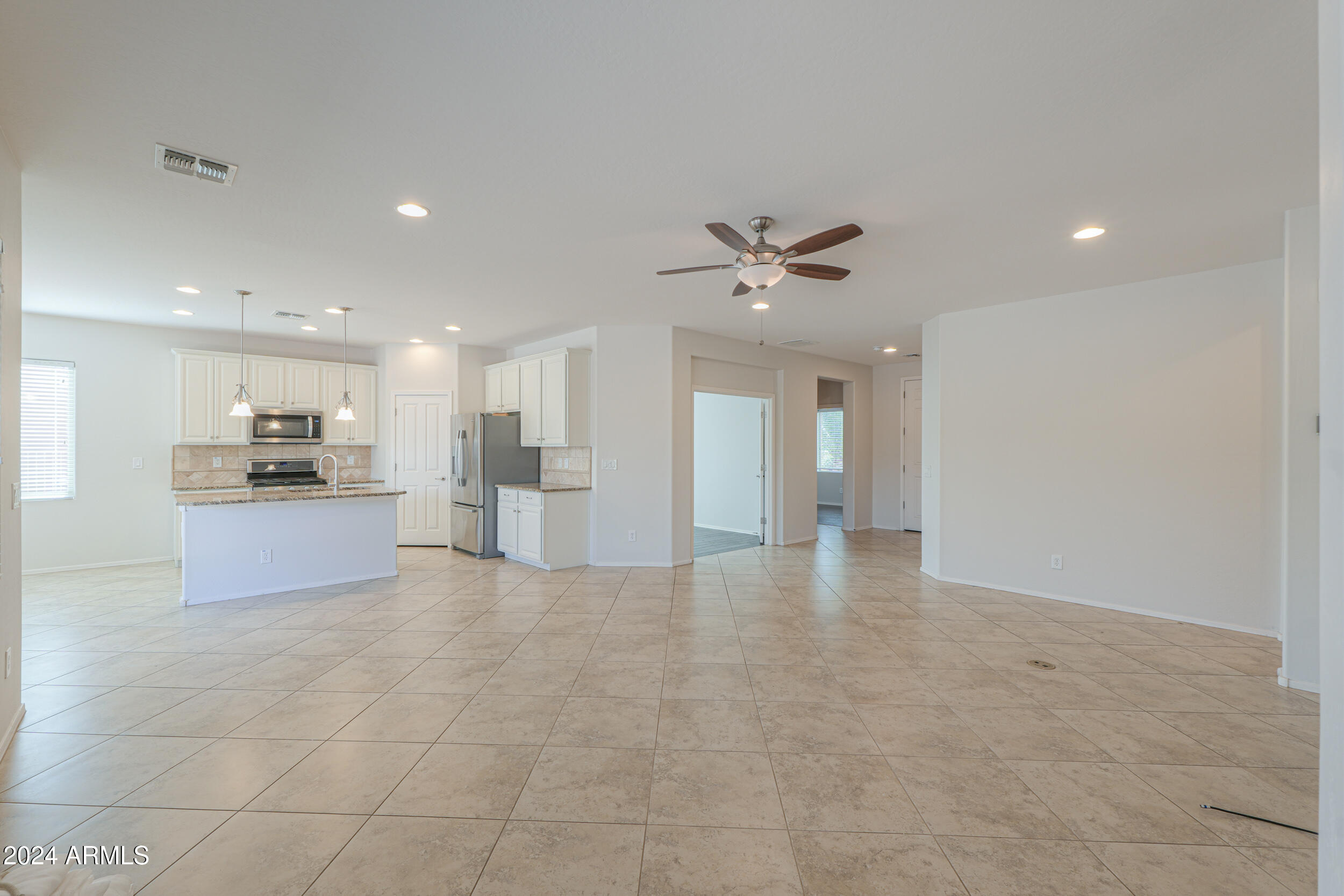 19757 North Flamingo Road Maricopa, AZ 85138 - Photo 17 of 38 17