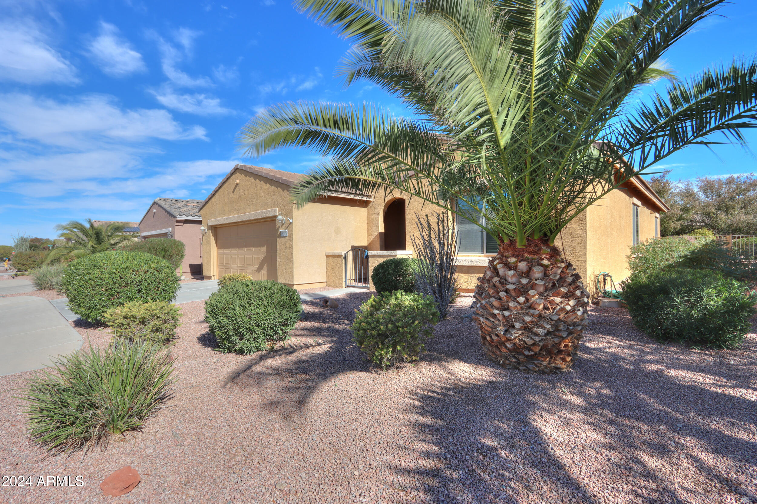 19757 North Flamingo Road Maricopa, AZ 85138 - Photo 4 of 38 04