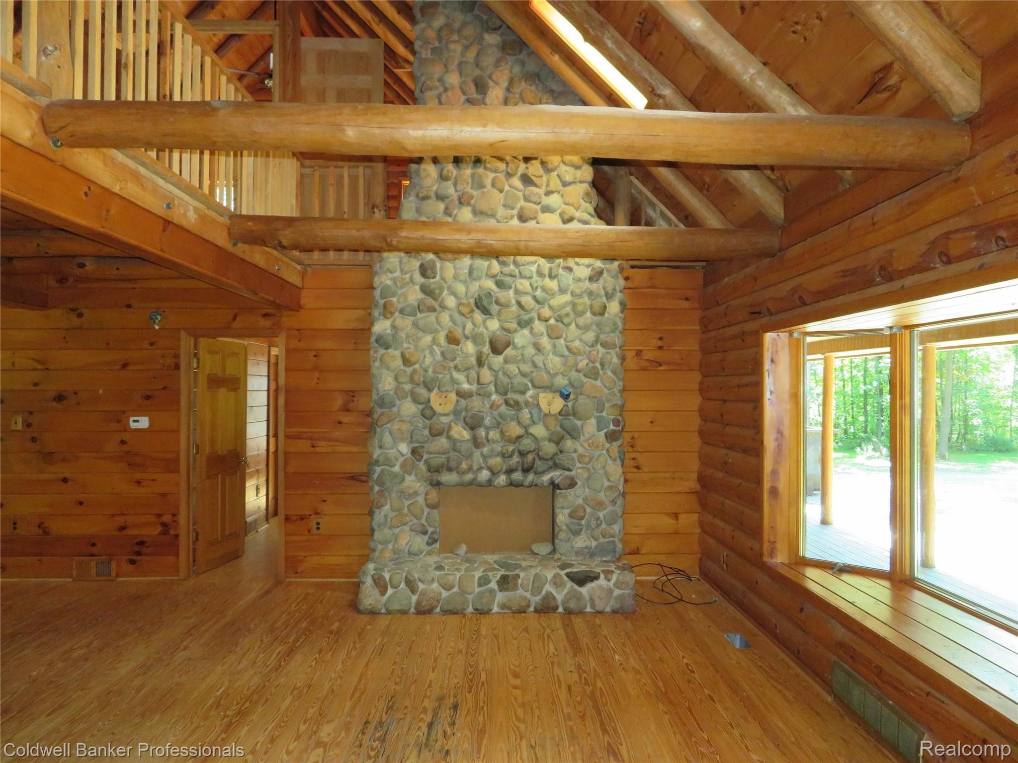 4418 Mack Road Howell, MI 48855 - Photo 7 of 42 IMG_2977.JPG