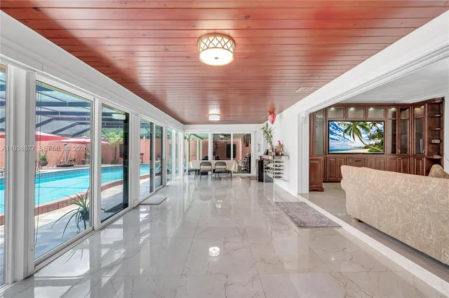 a view of an entryway with dining area