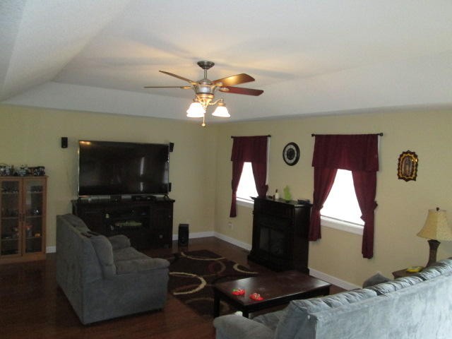 202 Drew Howard Road Crossville, TN 38558 - Photo 2 of 21 Gallery Image 2