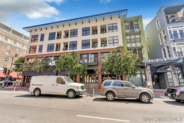 a car parked in front of a building
