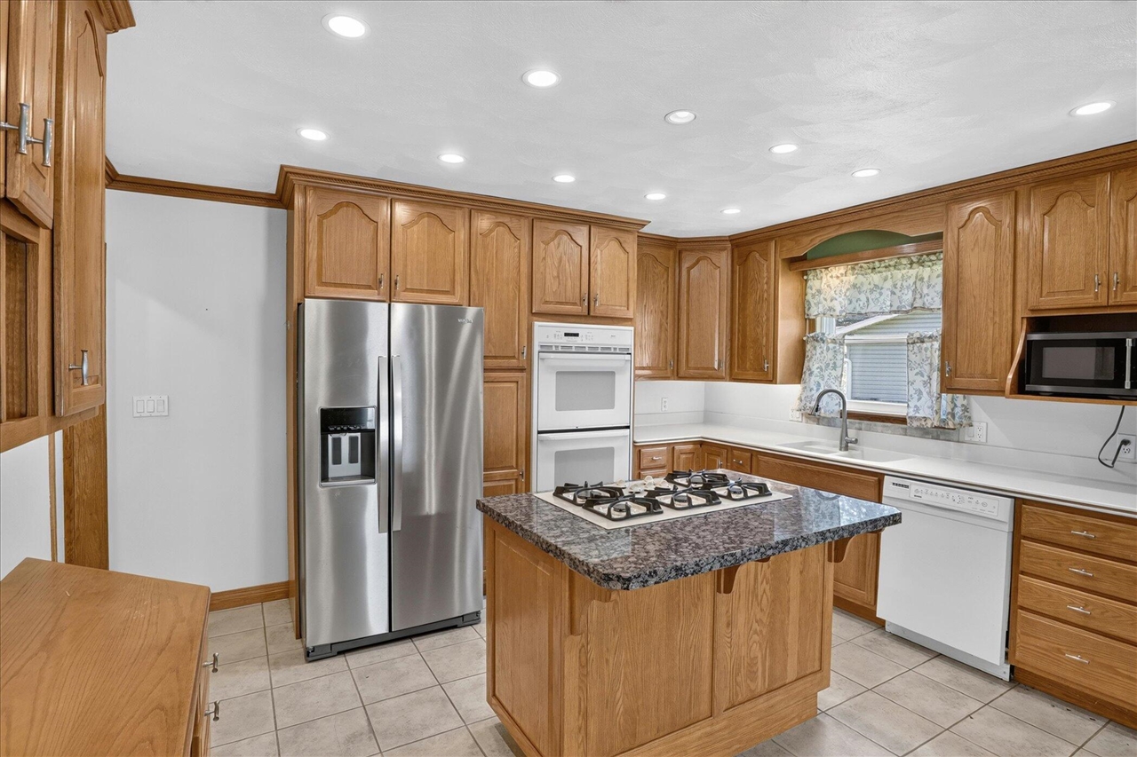 56800 Bow Drive Three Rivers, MI 49093 - Photo 15 of 44