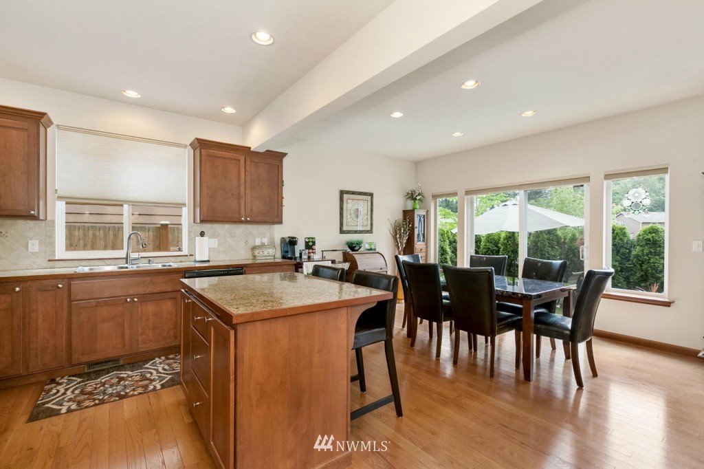 2126 132nd Street Southwest Everett, WA 98204 - Photo 6 of 13