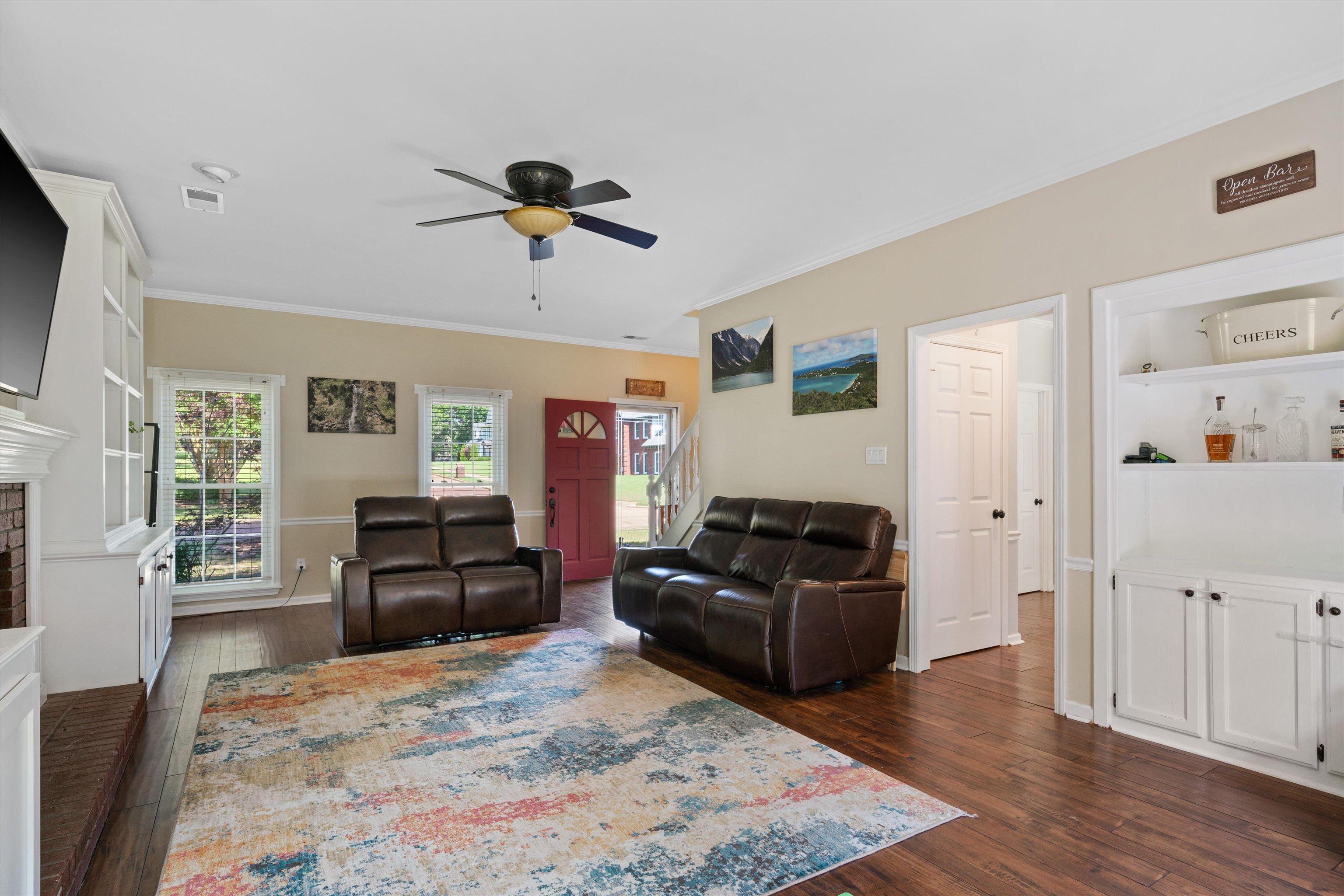 Gallery Image 6