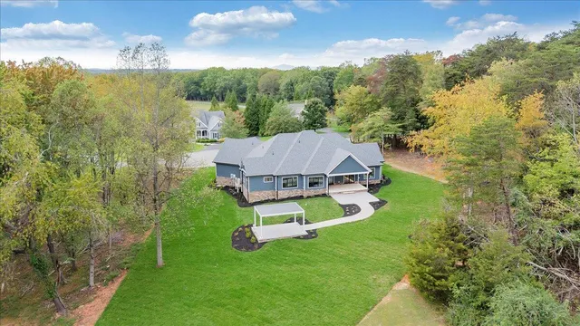 $1,159,000 | 31 Flagstick Court, Penhook, VA 24137