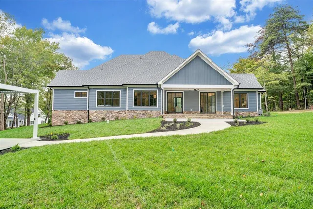 $1,159,000 | 31 Flagstick Court, Penhook, VA 24137