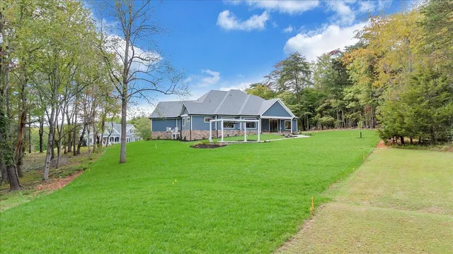 $1,159,000 | 31 Flagstick Court, Penhook, VA 24137