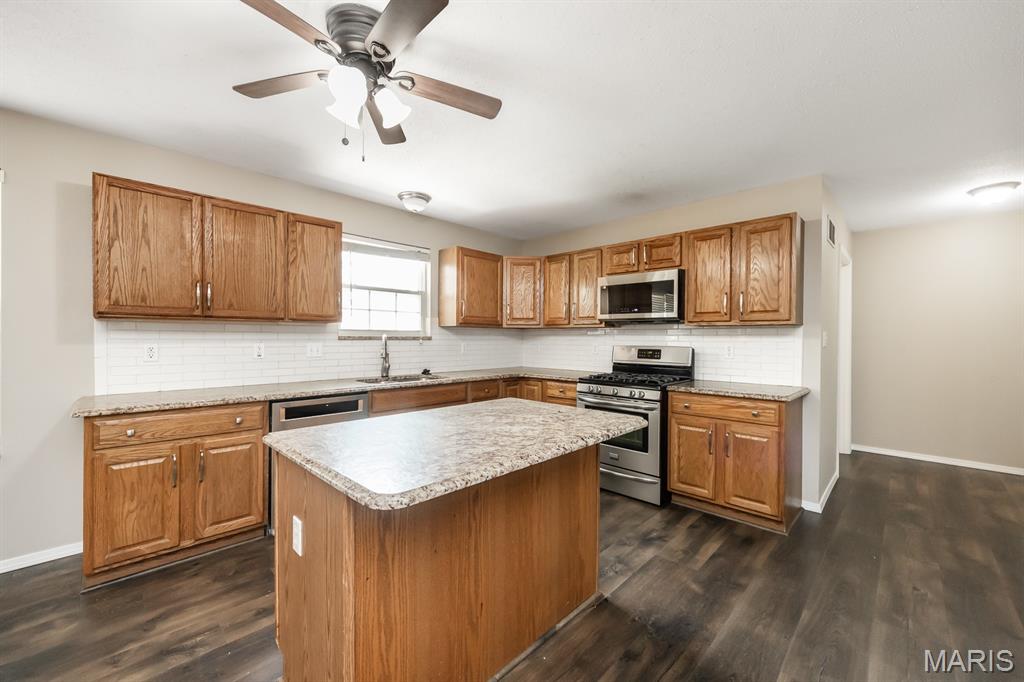 512 Mercer Court O'Fallon, IL 62269 - Photo 16 of 40