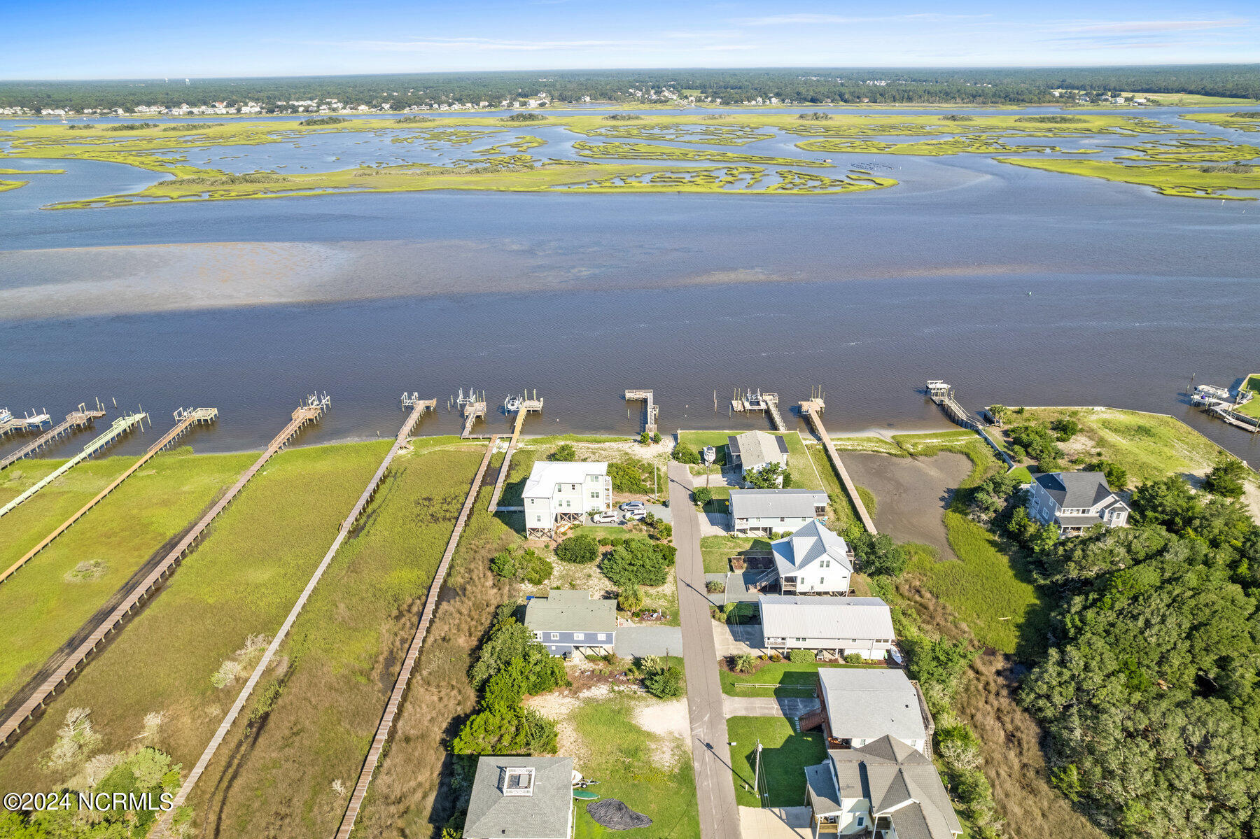 1123 Canady Avenue Topsail Beach, NC 28445 - Photo 11 of 33 011_dji_0518_64