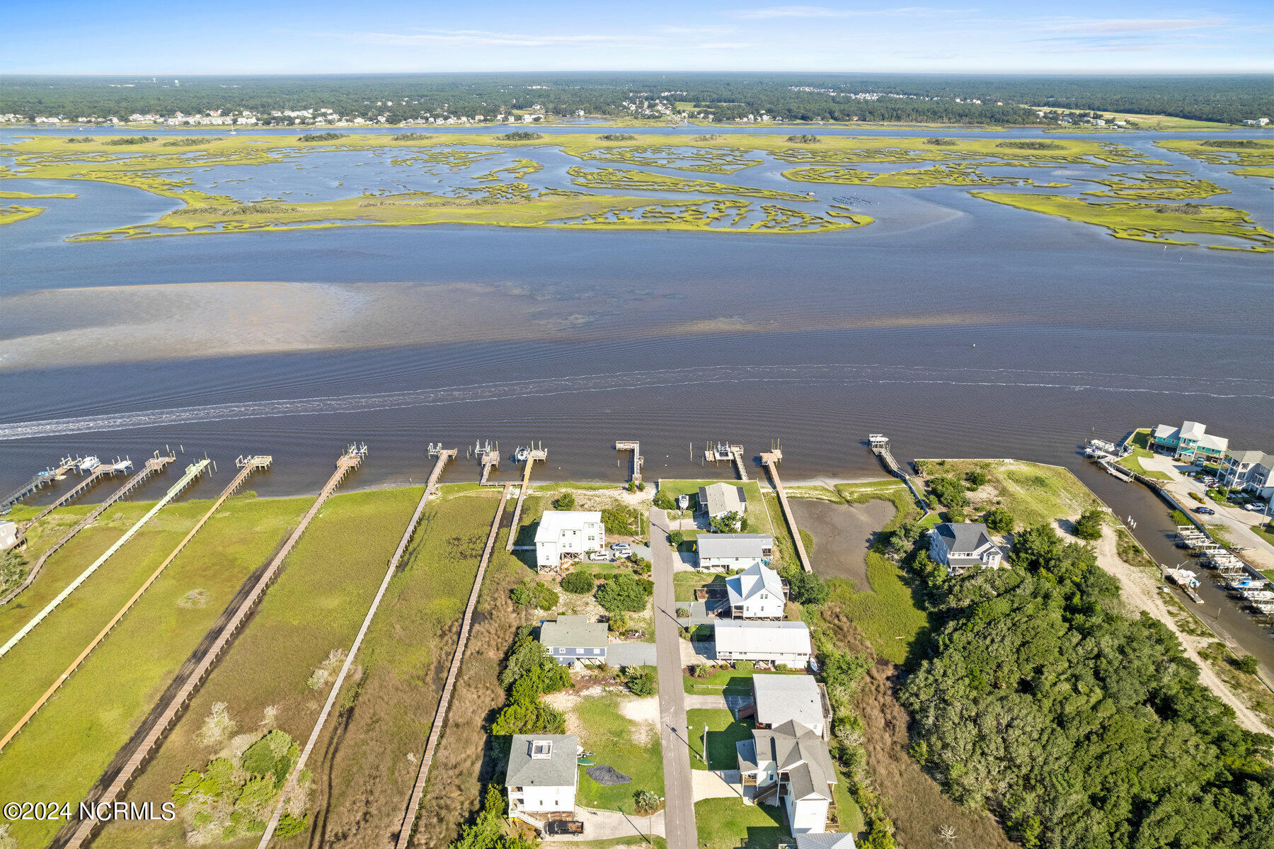1123 Canady Avenue Topsail Beach, NC 28445 - Photo 15 of 33 015_dji_0538_837