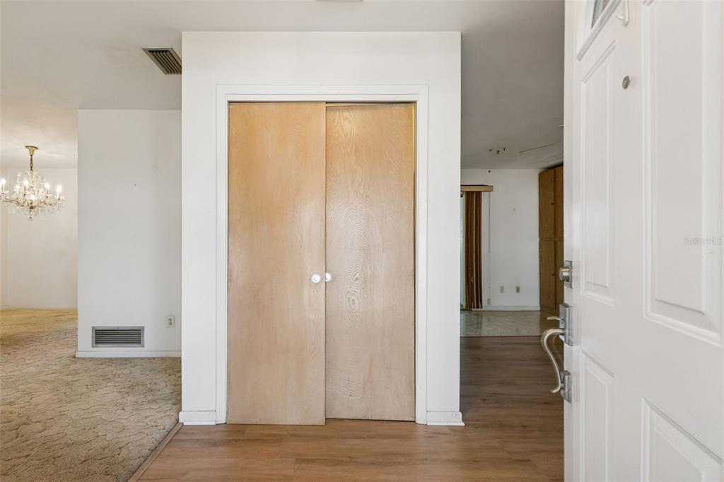 1507 Winding Way West Clearwater, FL 33764 - Photo 11 of 77