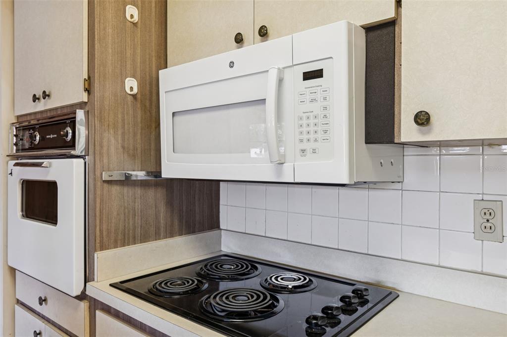 1507 Winding Way West Clearwater, FL 33764 - Photo 23 of 77