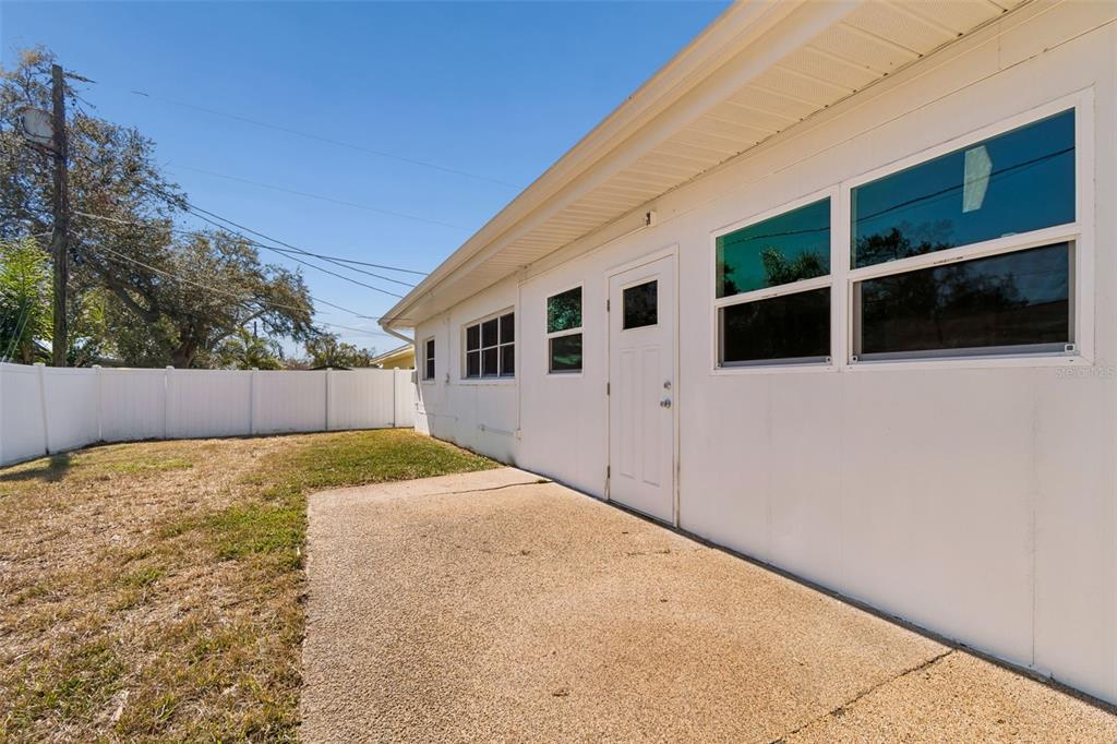 1507 Winding Way West Clearwater, FL 33764 - Photo 71 of 77