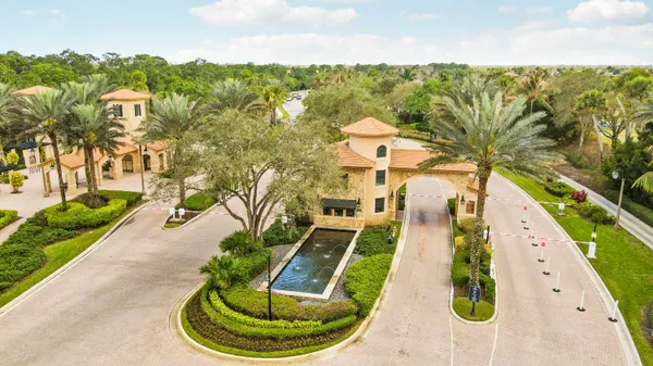 $2,699,000 | 167 Rosalia Court, Jupiter, FL 33478