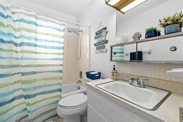 $420,000 | 506 Brenda Drive, Brandon, FL 33510