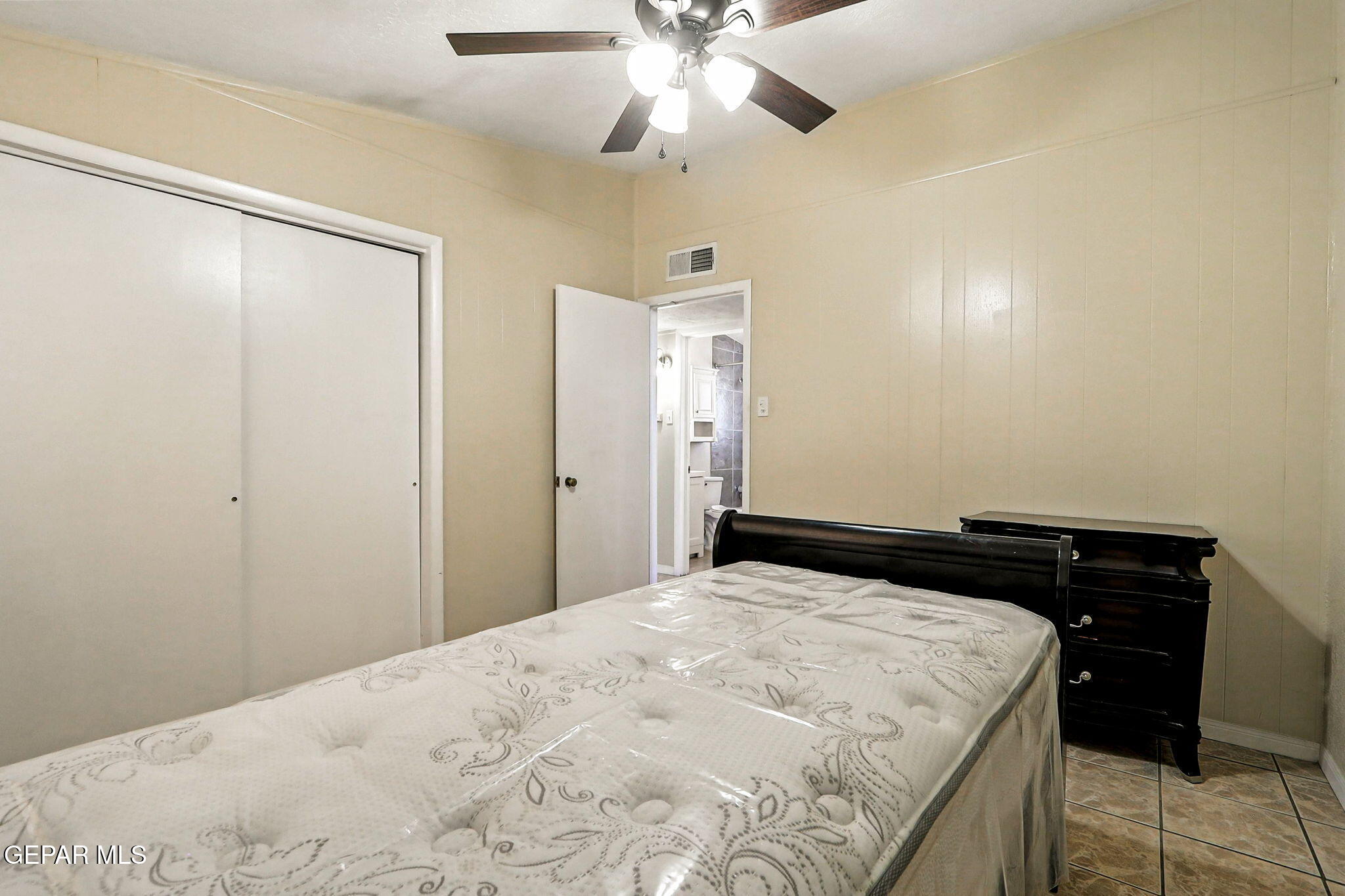 151 Aspen Road El Paso, TX 79915 - Photo 20 of 35 20-web-or-mls-IMG_9735