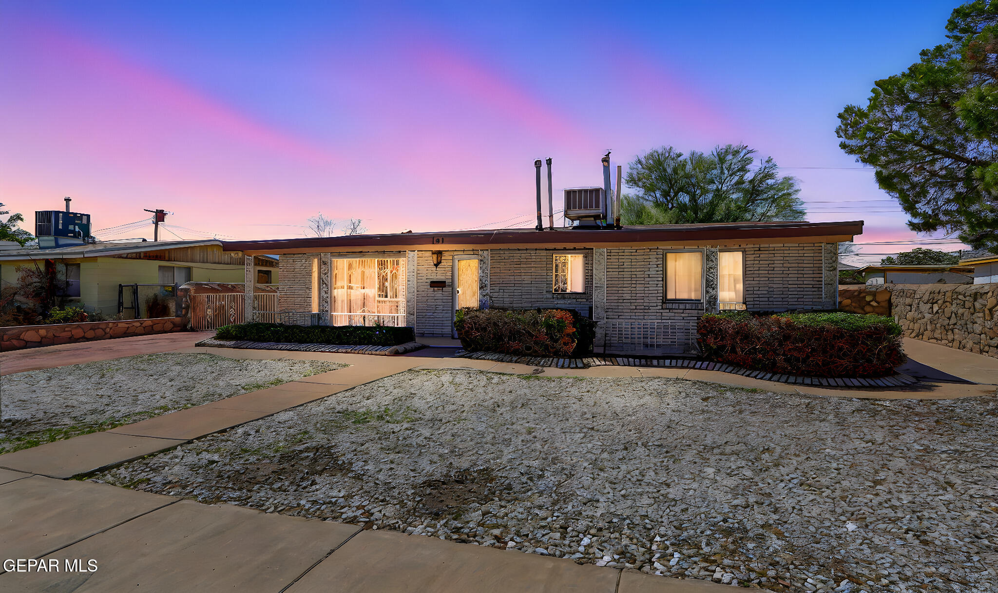 151 Aspen Road El Paso, TX 79915 - Photo 2 of 35 2-web-or-mls-IMG_9641 day to dusk