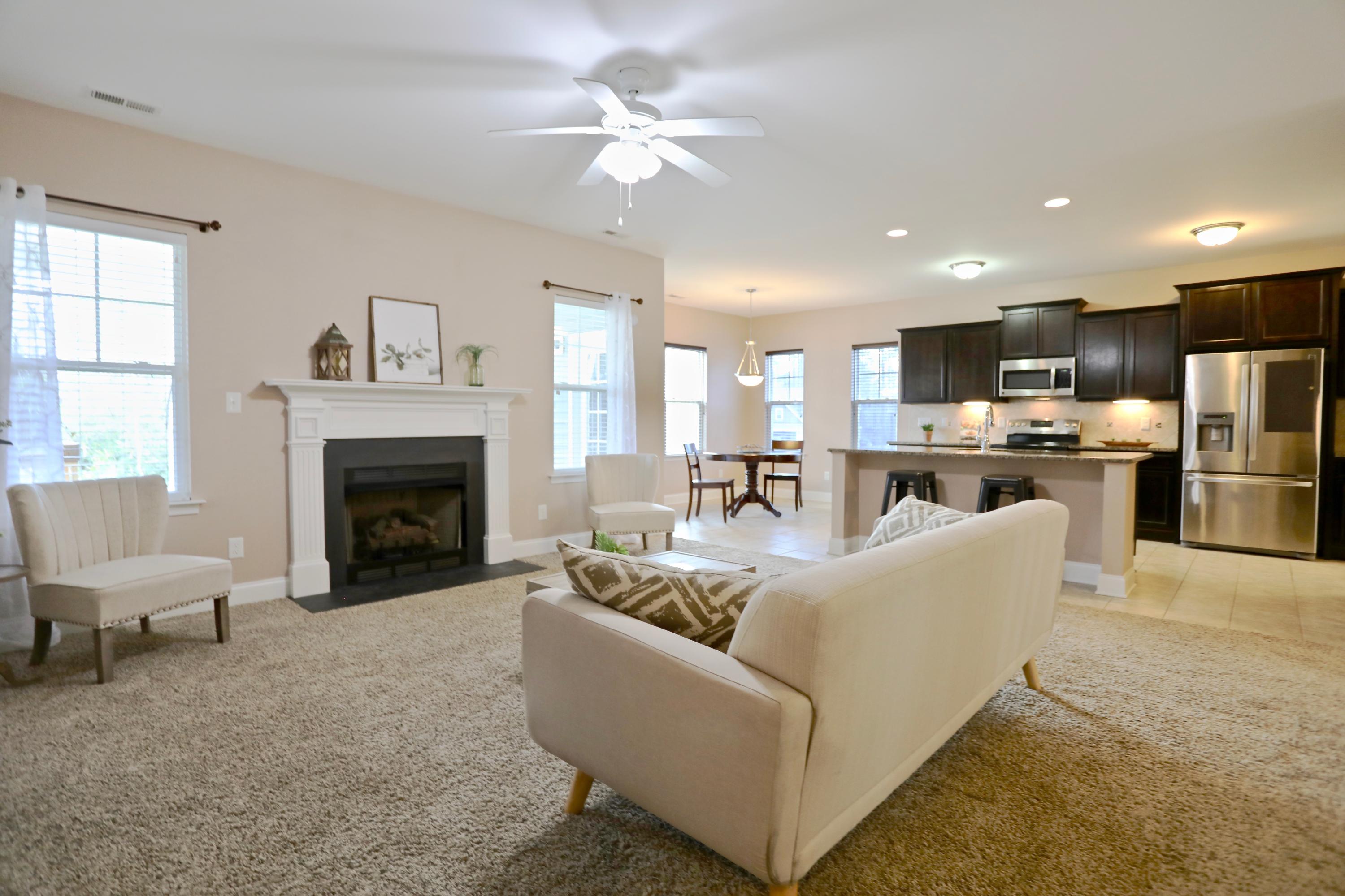 635 Longleaf Road Aberdeen, NC 28315 - Photo 5 of 49 15839752981979_original