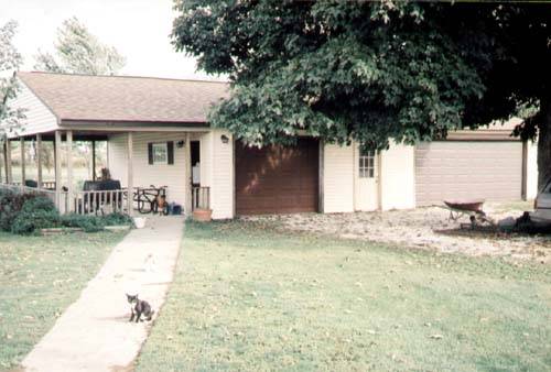 12804 Schleder Road Pekin, IL 61554 - Photo 3 of 4 Gallery Image 3