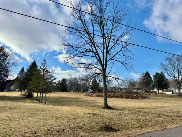 $364,980 | 515 Sacramento Street, Berlin, WI 54923