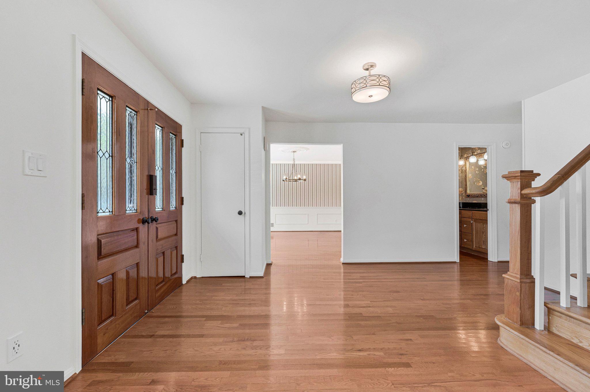 7730 Falstaff Road McLean, VA 22102 - Photo 6 of 83 Gracious front foyer with coat closet