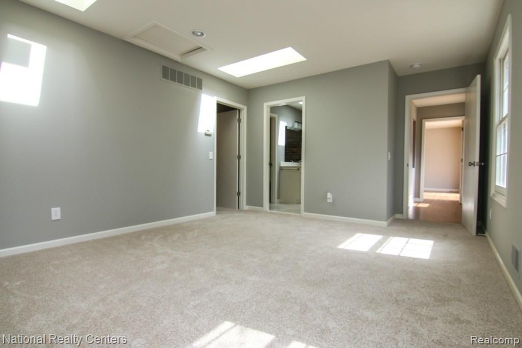 1064 Top View Road Bloomfield Hills, MI 48304 - Photo 37 of 37 web_IMG_9796.jpg