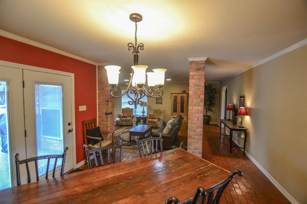 13612 County Road 3900 Athens, TX 75752 - Photo 13 of 40 a view of a dining room with furniture