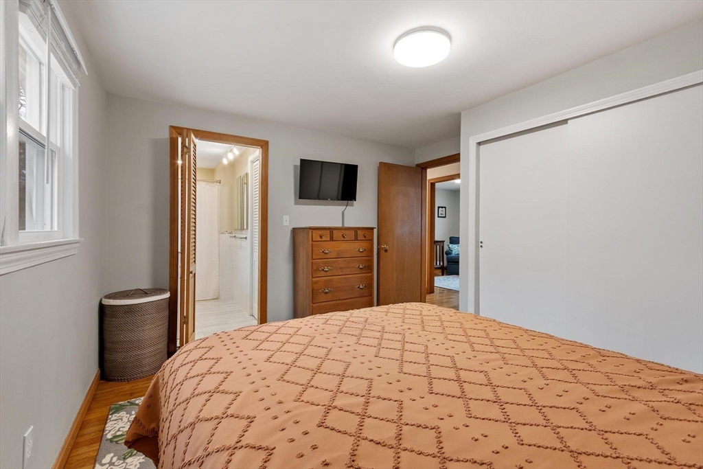 23 Monument Hill Road Chelmsford, MA 01824 - Photo 22 of 33