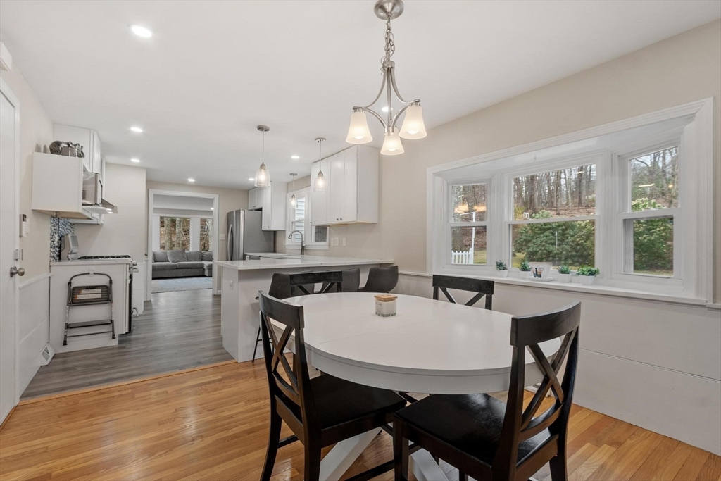 23 Monument Hill Road Chelmsford, MA 01824 - Photo 7 of 33