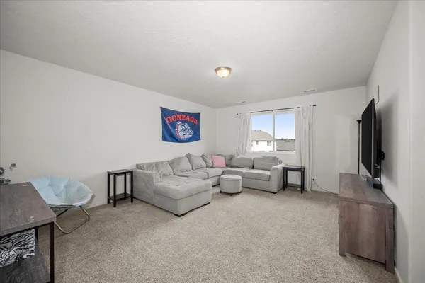 $515,000 | 1496 North Minam Loop, Post Falls, ID 83854