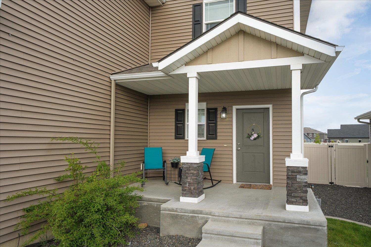 1496 North Minam Loop Post Falls, ID 83854 - Photo 3 of 34
