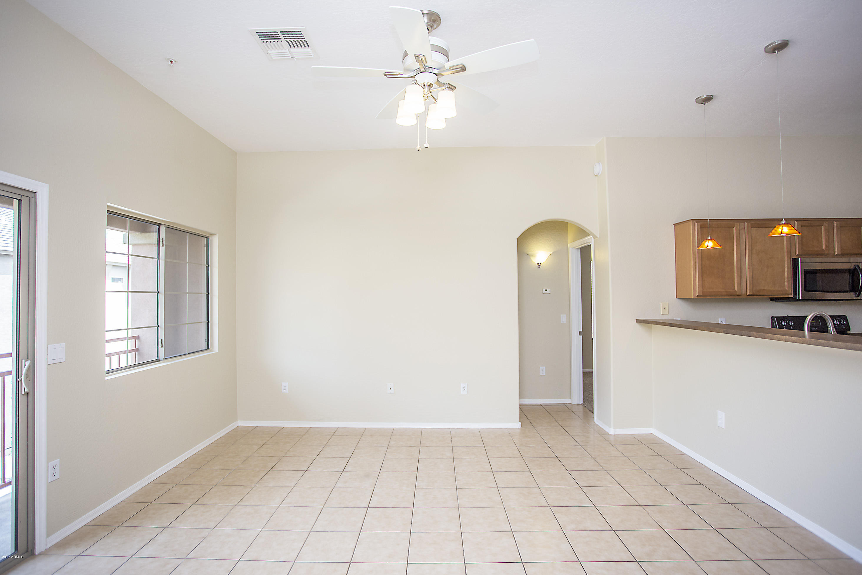 2150 East Bell Road, Unit 1128 Phoenix, AZ 85022 - Photo 23 of 43 20