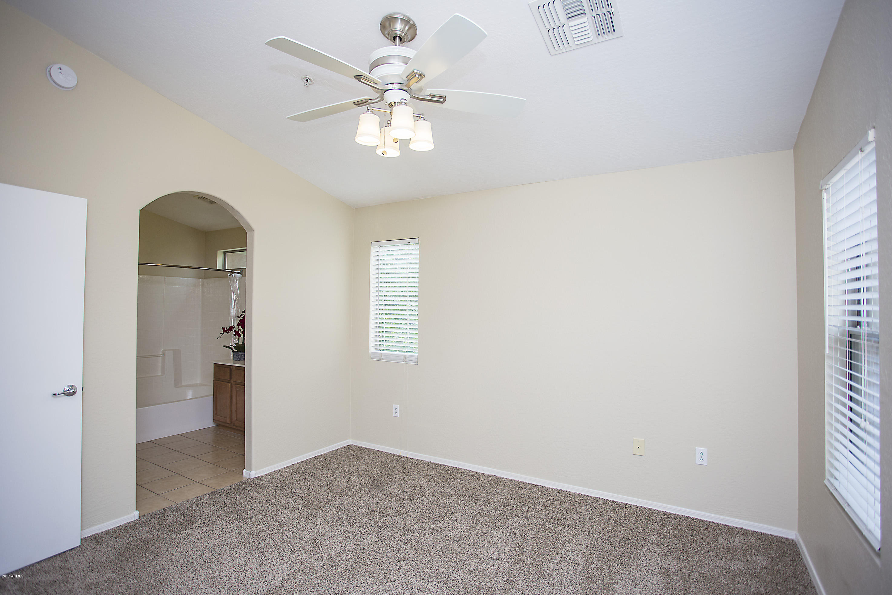 2150 East Bell Road, Unit 1128 Phoenix, AZ 85022 - Photo 30 of 43 27