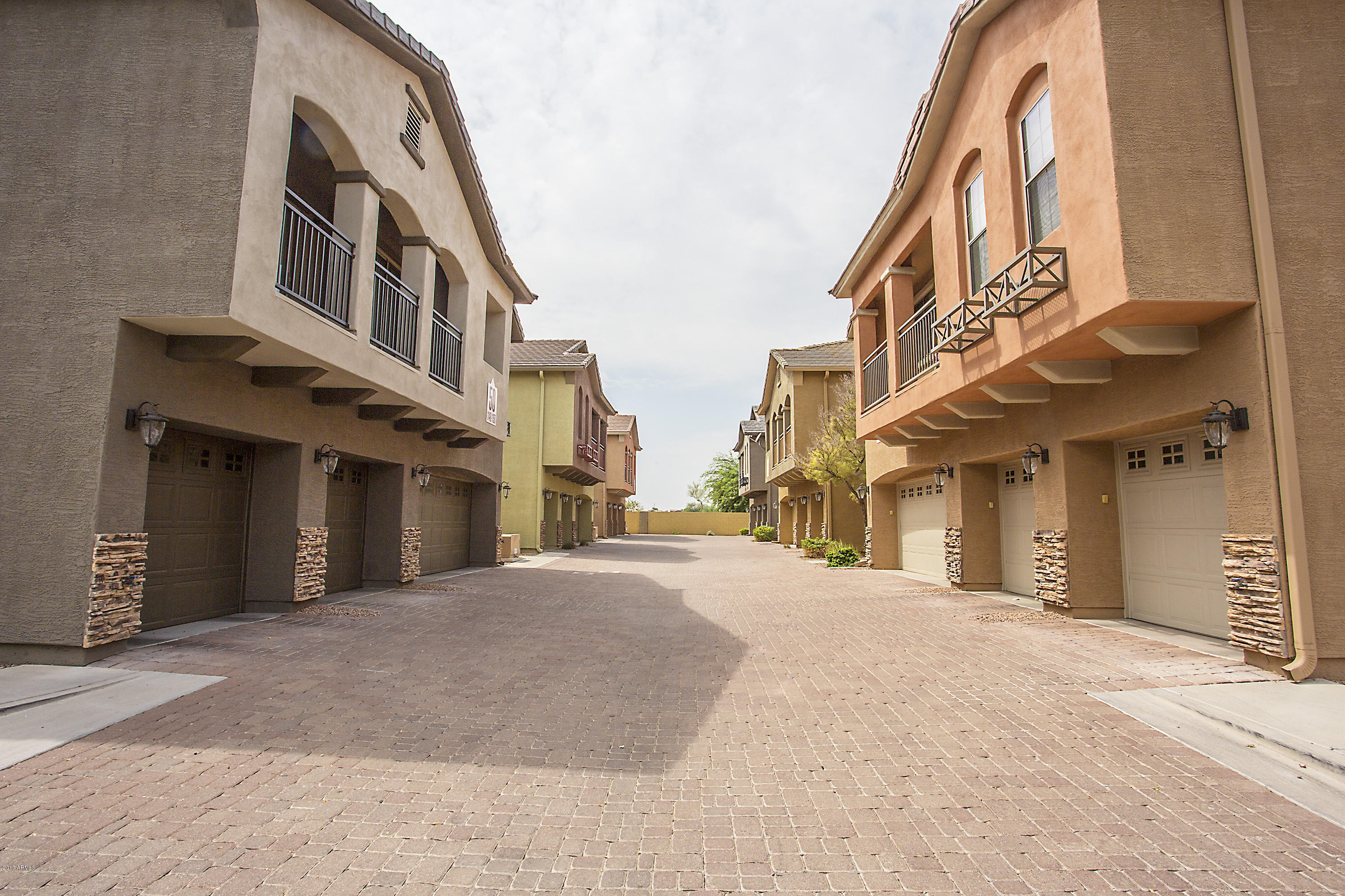 2150 East Bell Road, Unit 1128 Phoenix, AZ 85022 - Photo 6 of 43 6
