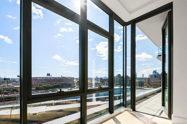 $6,900 | 22-18 Jackson Avenue, Unit 1010 | Long Island City